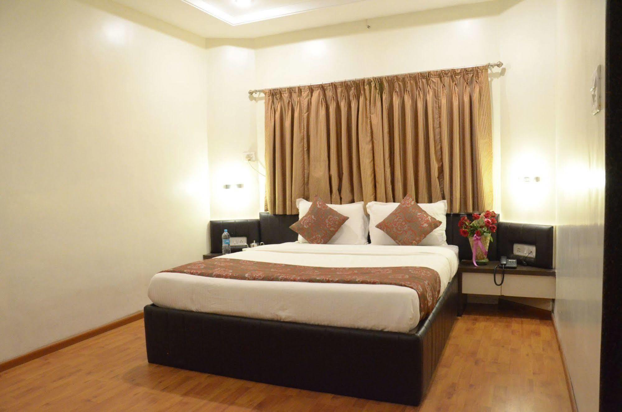 Hotel Vijay Residency Αουρανγκαμπάντ Εξωτερικό φωτογραφία